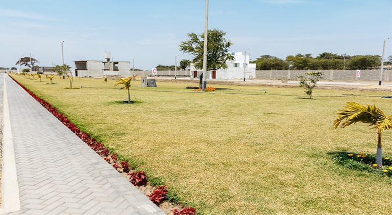 VENTA DE TERRENO DE 204 M2 EN CONDOMINIO ALGARROBOS COUNTRY CLUB